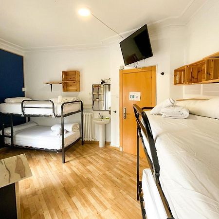 Az The Bridge Hostel - Coliving Saragozza Esterno foto