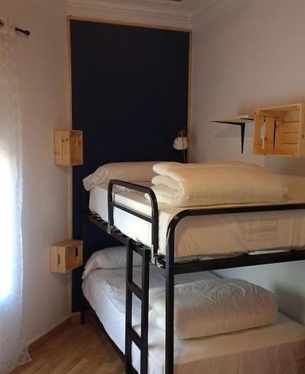 Az The Bridge Hostel - Coliving Saragozza Esterno foto
