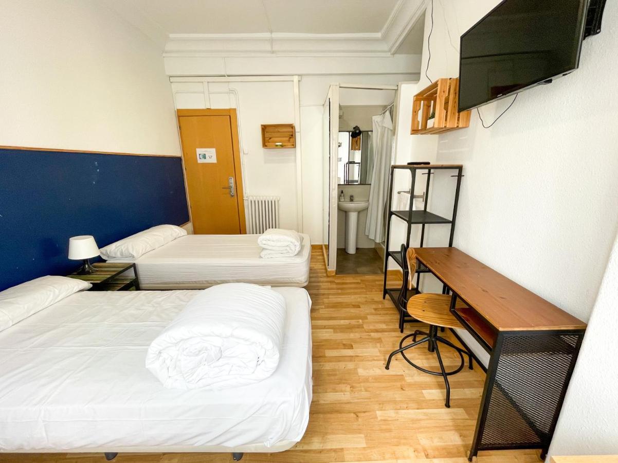 Az The Bridge Hostel - Coliving Saragozza Esterno foto