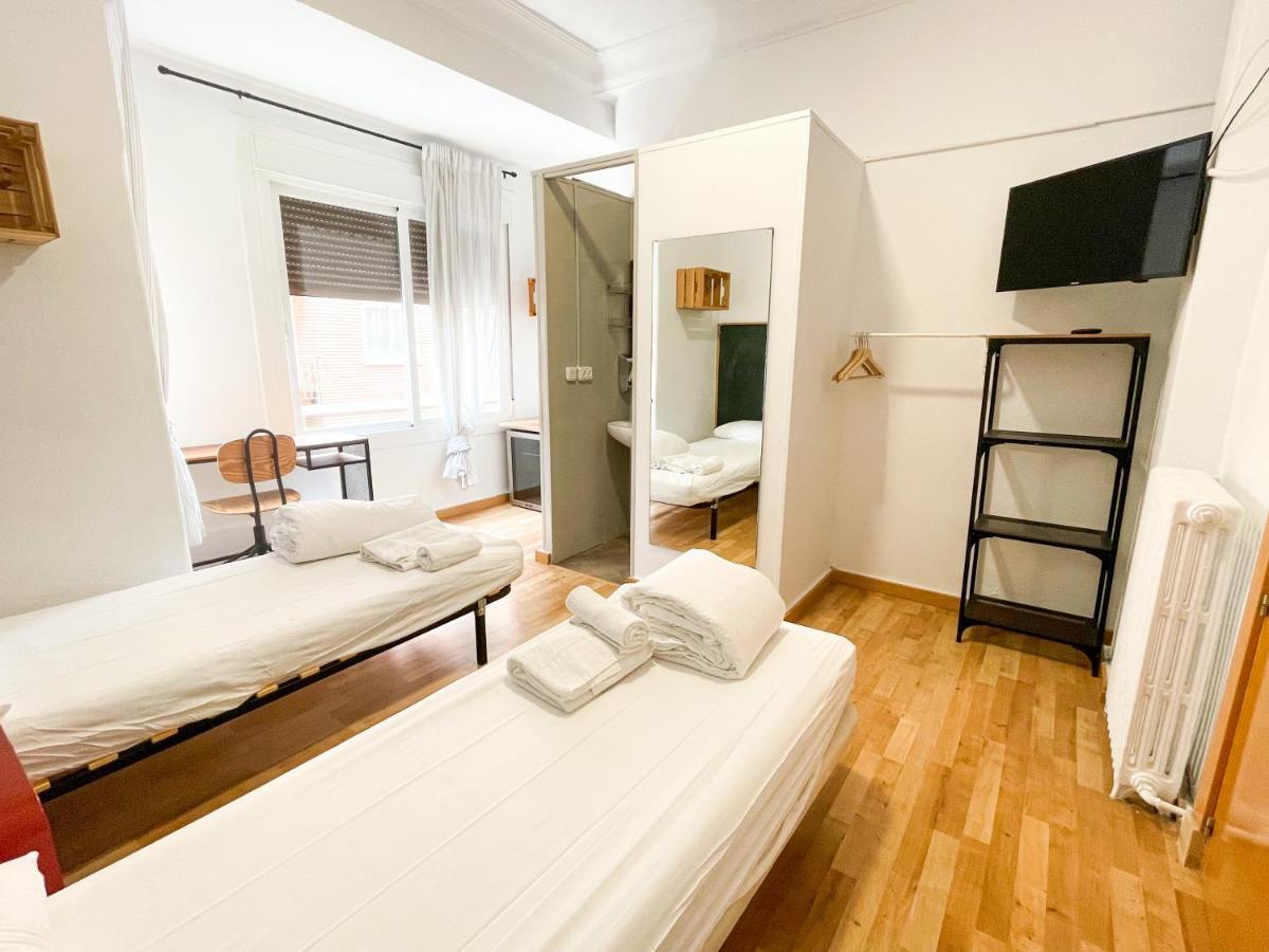 Az The Bridge Hostel - Coliving Saragozza Esterno foto